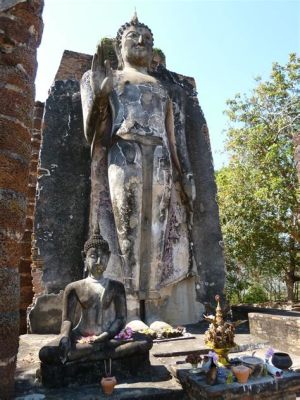 De Verovering van Sukhothai: Een Monumentale Opgang van een Nieuw Koninkrijk en de Verslapping van Khmer Macht